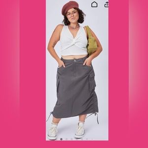 Cider brand grey parachute style cargo skirt brand new with tags